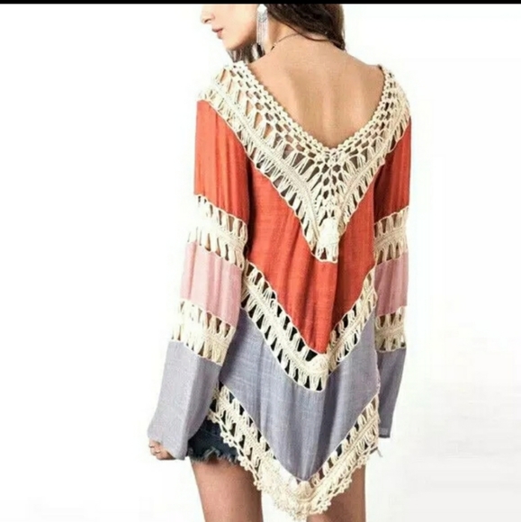 Crochet trim & fringe colorblock top - Picture 3 of 5